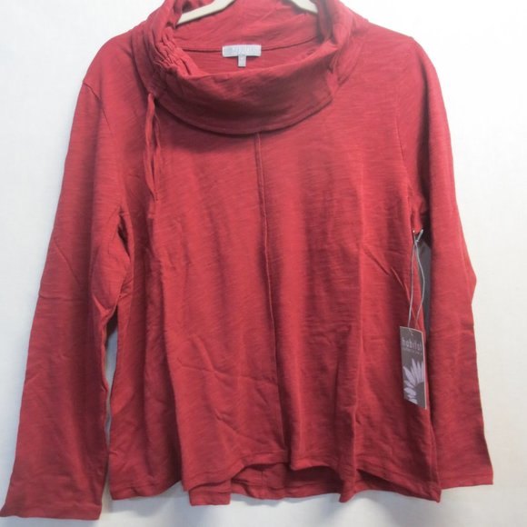 Women's Long Sleeve 100% Peruvian Top in Rose Decoupage Floral - Escape by Habitat main image 1
